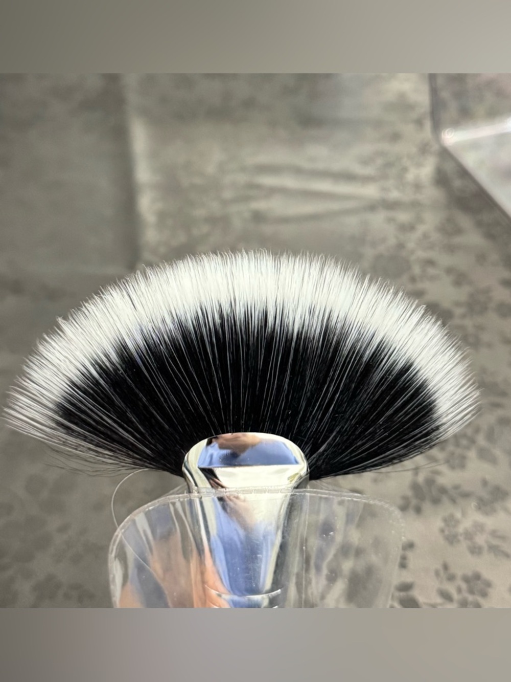 Morphe Duo Deluxe Fan Makeup Brush